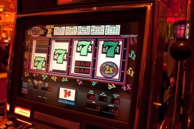 Push Gaming slot interface showing reels and bonus features